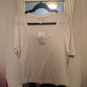 Athleta Cream Fitted 3/4 Sleeve T-Shirt